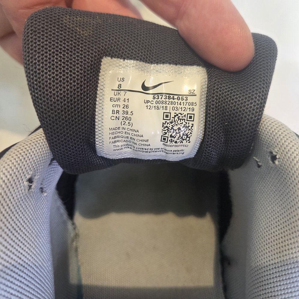 Nike Air Max Black and Gray Sneakers Size 9 - Picture 11 of 12